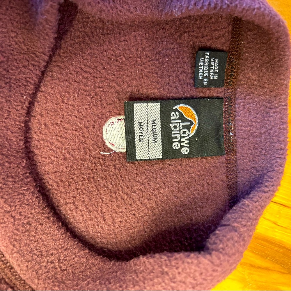 Lowe Alpine heavy fleece, unisex size Medium, dusty purple - Picture 3 of 8